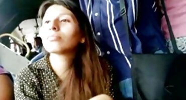 sex việt hiếp Brunette có phim sex co phu de một vòi hoa sen và masturbates.